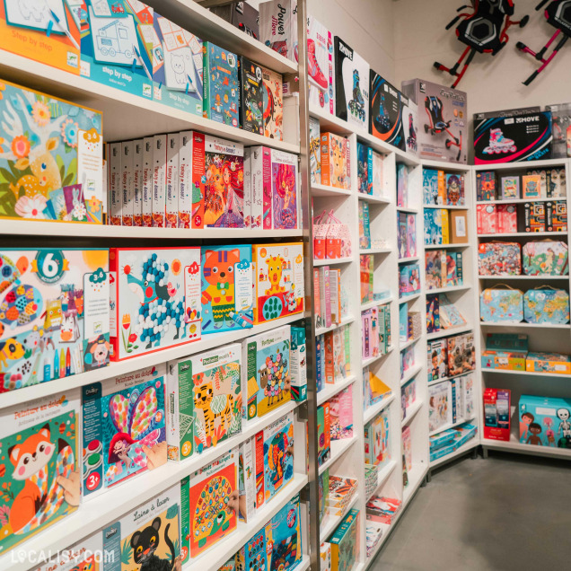 Magasin de jouets Styleco à Awans avec articles de décoration pour enfants.
