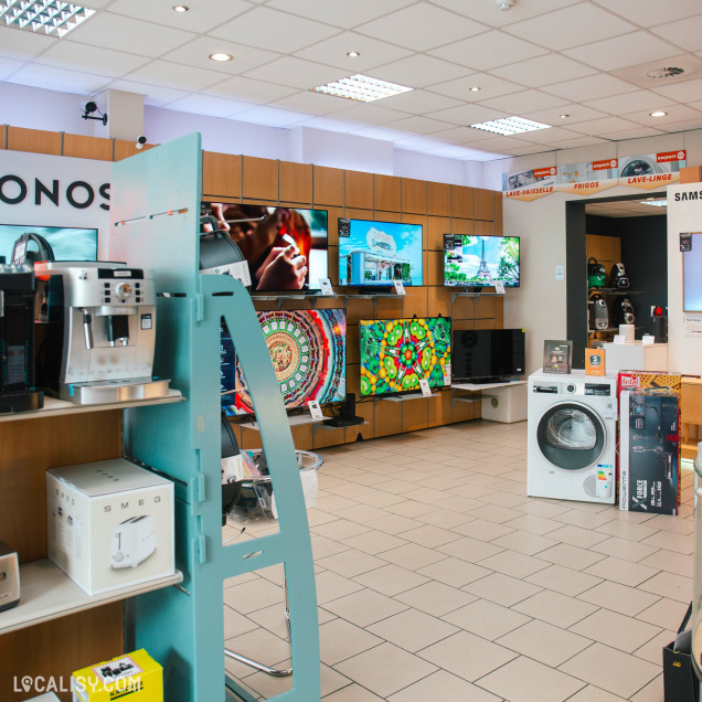 Zone électroménager et téléviseurs du commerce JM Sohet à Waremme.