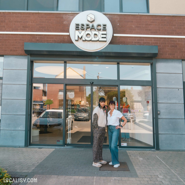 Magasin de vêtements Espace Mode à Saint-Georges.