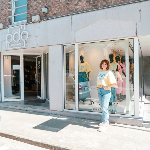 Façade du magasin PDO à Aubel, commerce de vêtements et accessoires.